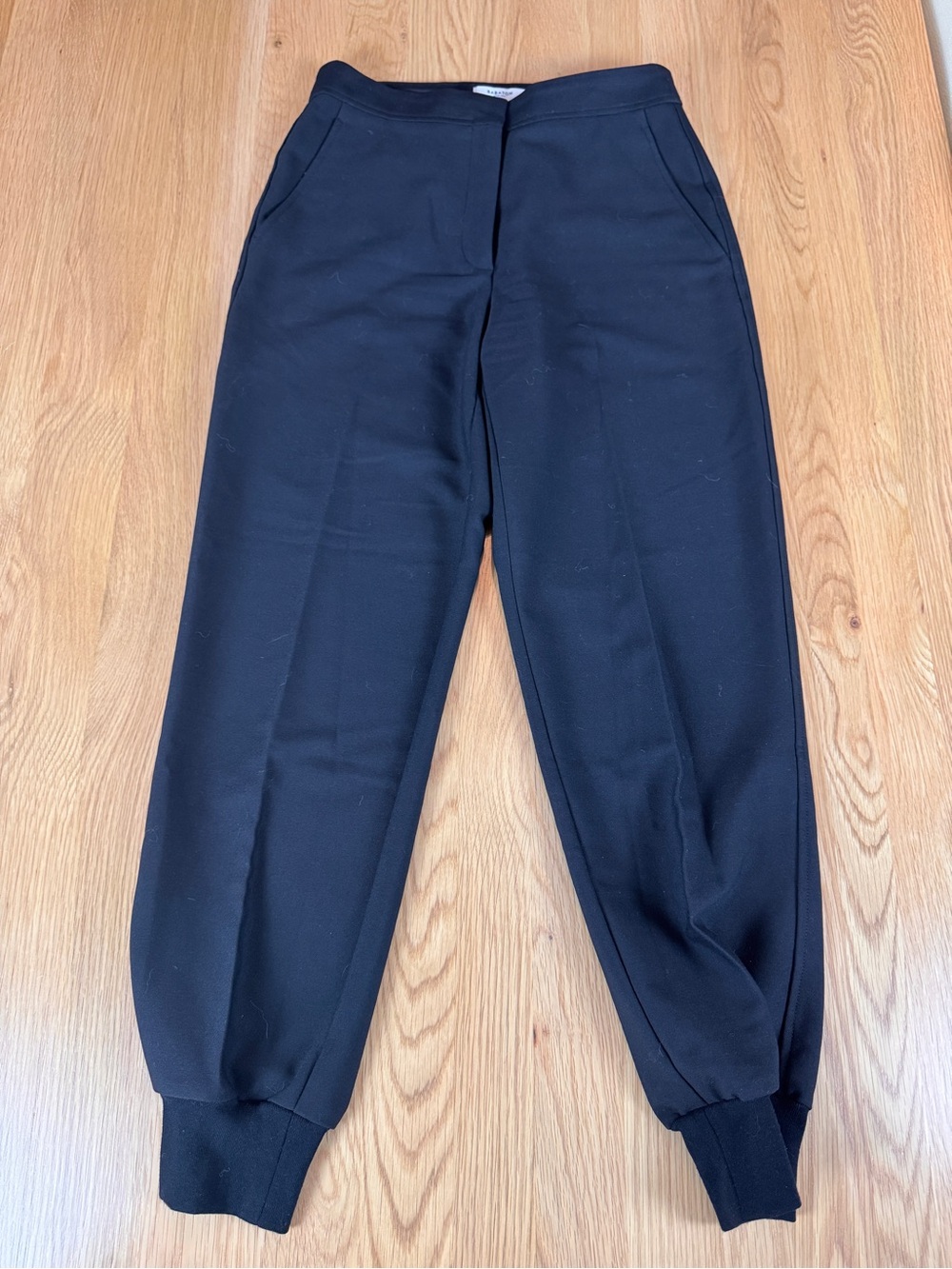 Babaton Aritzia Black Cropped Tapered Jogger Pants